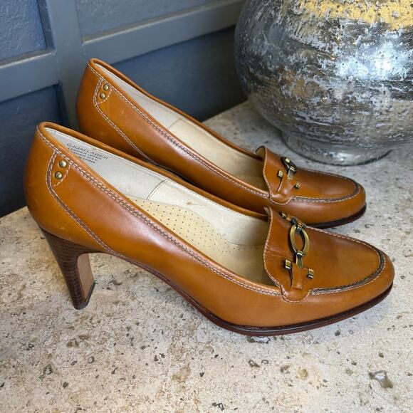Joan & David Circa Brown CJ Gallagher Leather Buckle Stacked Heel Shoe 9 1/2 M - Picture 1 of 6